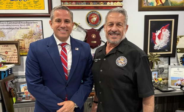 Tax Collector Dariel Fernandez Meets with Mayor José “Pepe” Díaz to Discuss Expanding Services in Sweetwater