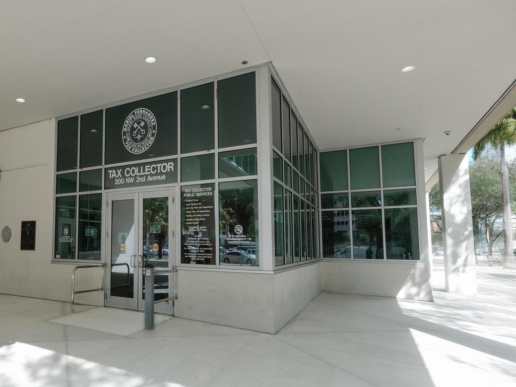 Downtown Miami - Tax Collector's Office 