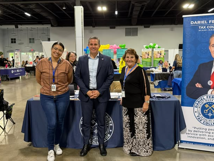 Recaudador de Impuestos del Condado de Miami-Dade Participa en la Feria de Recursos para Personas con Discapacidades en el Dade County Fair & Expo Center