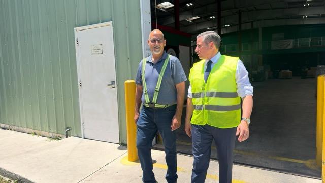 Tax Collector Dariel Fernandez Visits Farm Share and Highlights Its Impact on Families Across South Florida