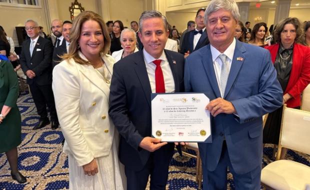 Tax Collector Dariel Fernandez Celebrates 20 Years of San Ignacio University’s Impact in Doral