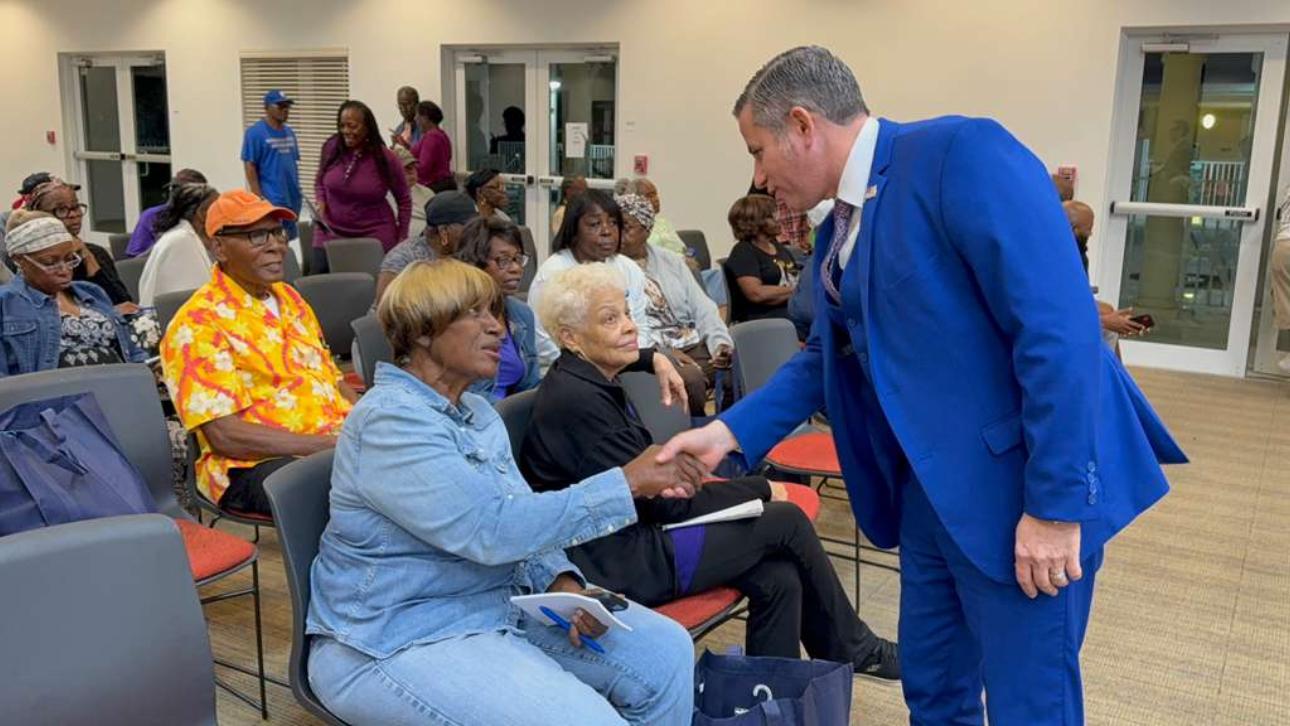 Tax Collector Dariel Fernandez Hosts First Town Hall at Arcola Lakes Senior Center