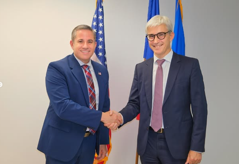 Fortaleciendo Alianzas Internacionales: Reunión con el Consulado de Francia en Miami