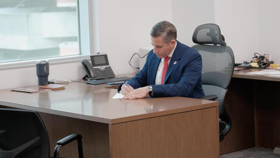 Miami-Dade Tax Collector Dariel Fernandez Submits 2025–2026 Budget with Focus on Efficiency, Transparency, and Community Investment