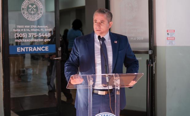 Declaración Del Recaudador De Impuestos Dariel Fernandez Sobre Nuevas Reglas Estatales Para Los Exámenes De Licencia De Conducir Administrados Por Terceros