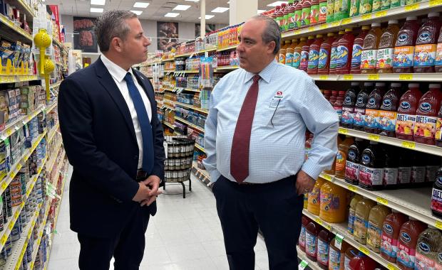 Tax Collector Dariel Fernandez Visits Sedano's and Celebrates Its Lasting Impact on Miami-Dade Families